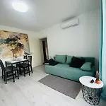 Park Escape 24h Check In Апартамент